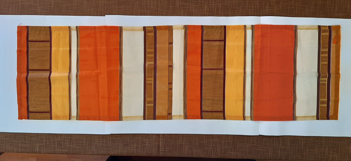 Camino De Mesa Naranja Con Patrones Geométricos 40X135Cm – Leite