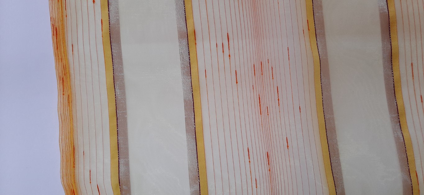Camino De Mesa De Rayas Amarillo Y Gasa 50X150Cm – Laura S