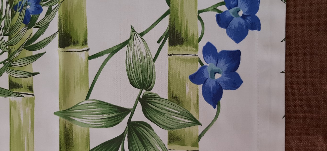 Camino De Mesa Bambues Flores Azul 50X150Cm – Laura S