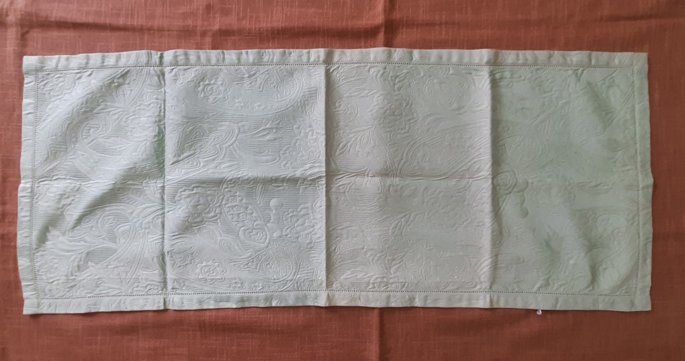 Camino De Mesa Verde 44X120Cm – Bielefelder