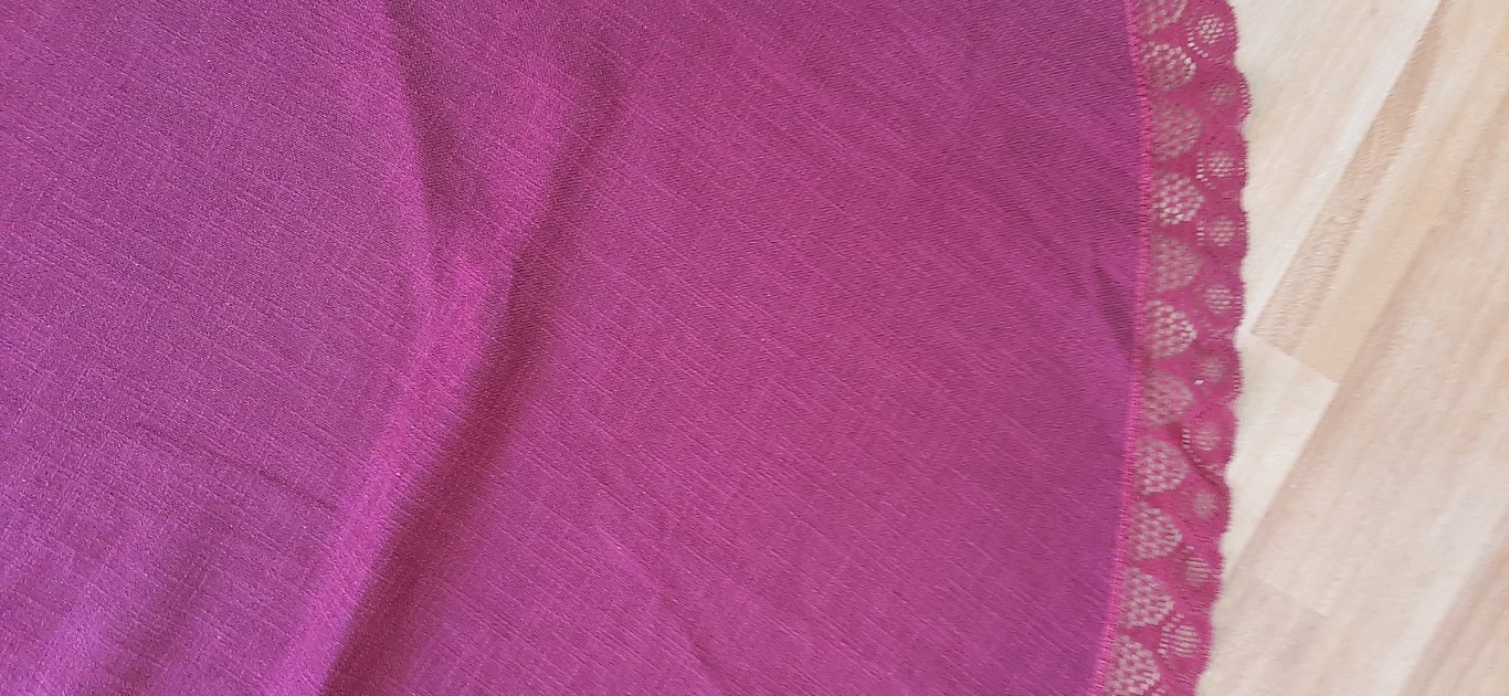 Mantel Circular Vino Con Encaje ⌀250 Cm – Bielefelder