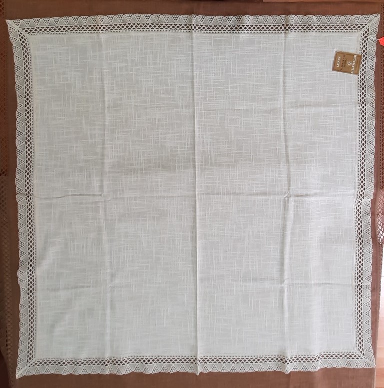 Mantel Cuadrado Beige De Lino Con Encaje 130X130Cm