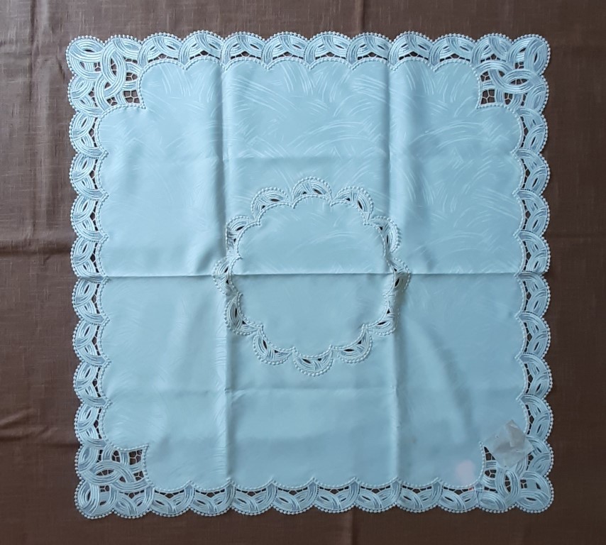 Mantel Cuadrado Blanco Con Encaje 95X95Cm – Plauener Spitze